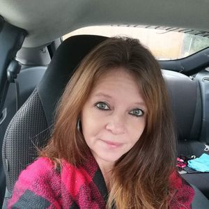 Meet your Posher, Edith